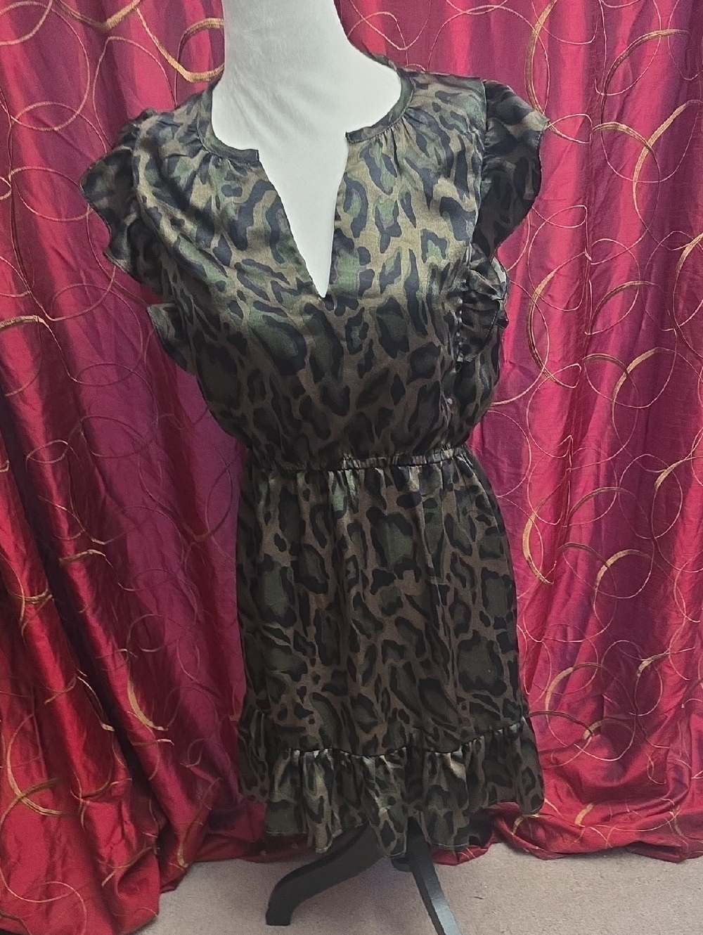 Steve Madden Olive & Black Animal Print Top